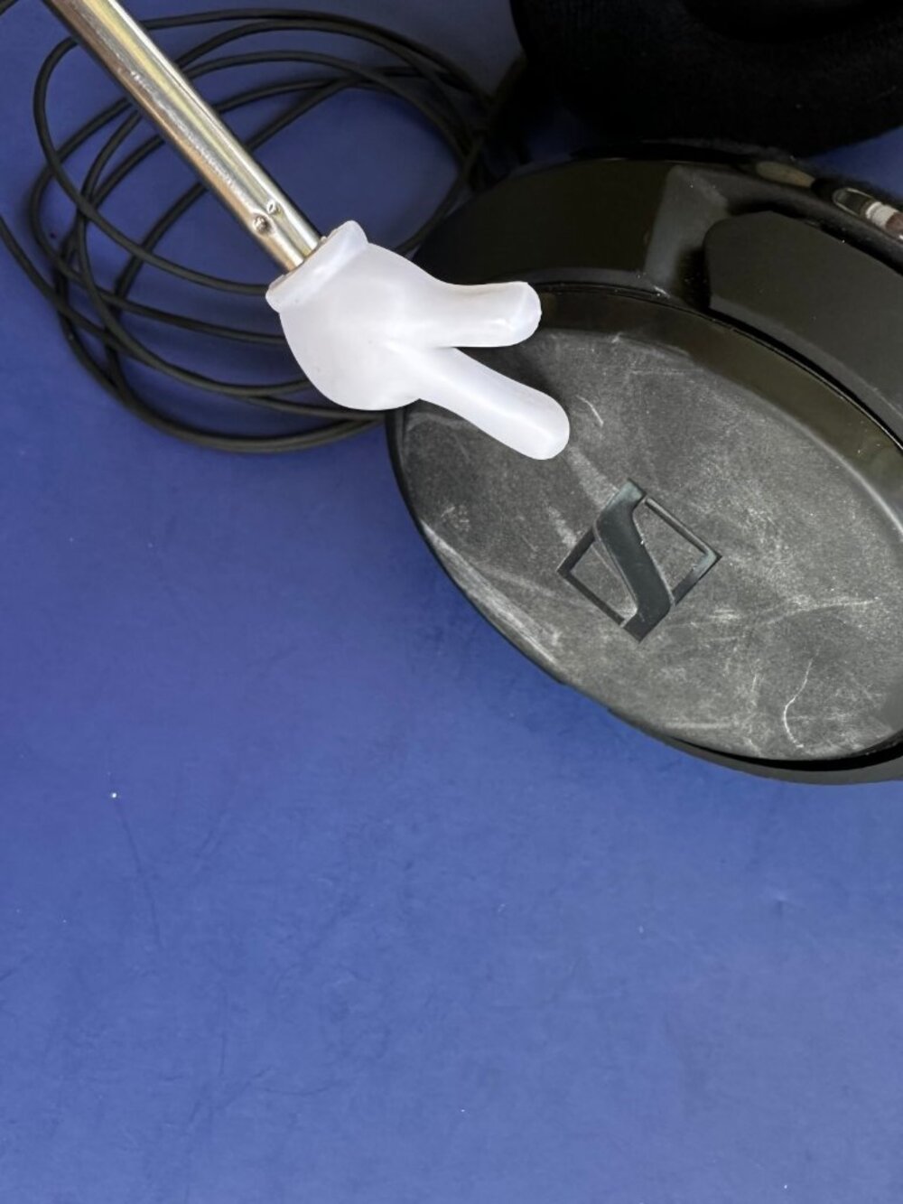 Sennheiser HD 419 Over-Ear Wired Headphones Heavy Cup Scuffing TESTED - Picture 2 of 9